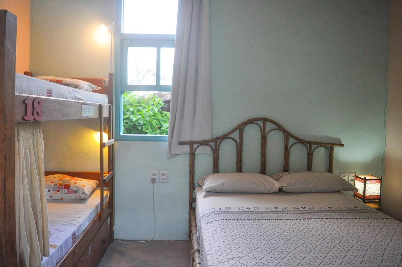 Paikea Hostel Прайя-ду-Роза Экстерьер фото
