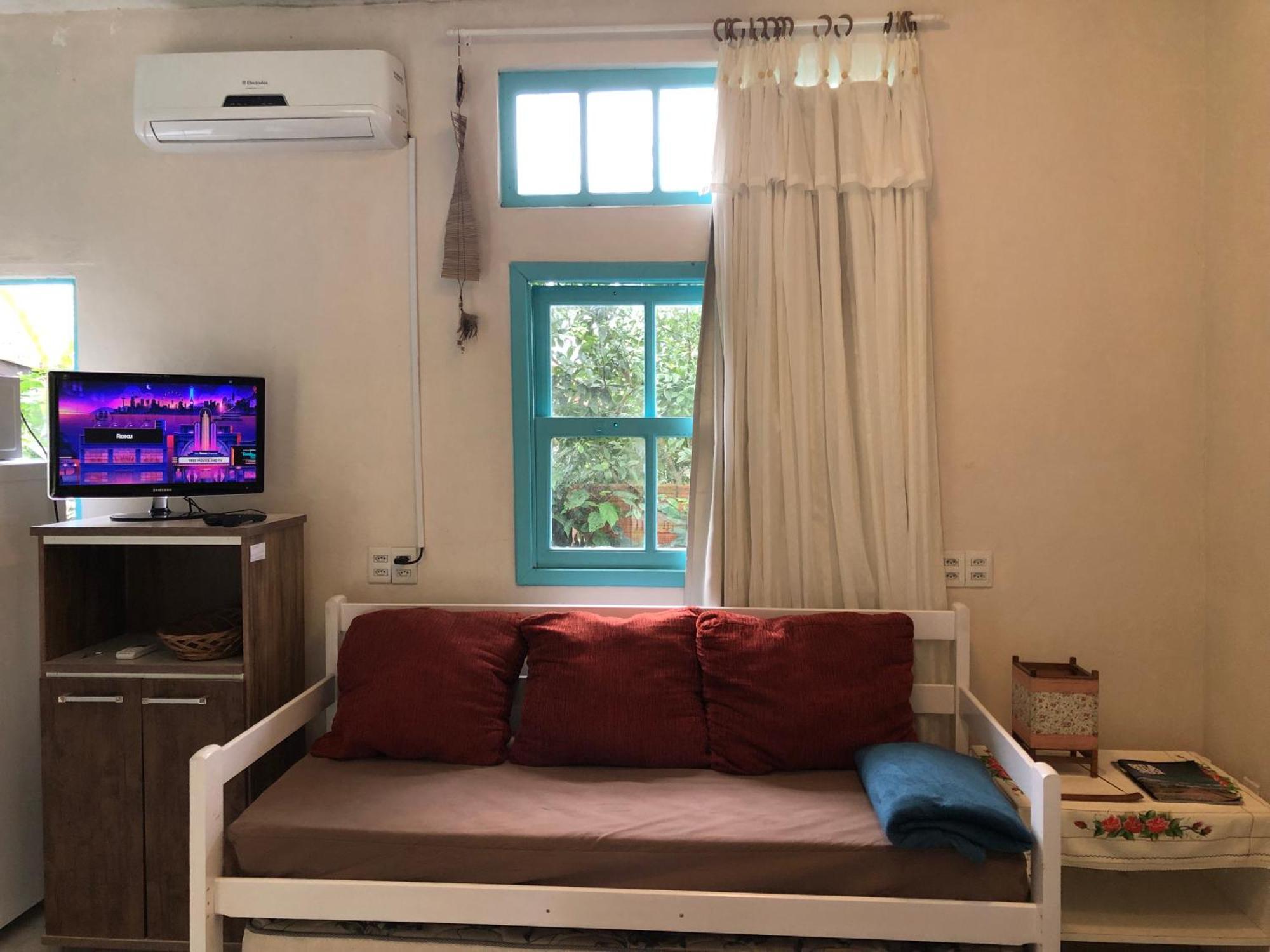 Paikea Hostel Прайя-ду-Роза Экстерьер фото