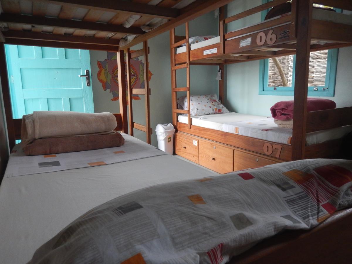 Paikea Hostel Прайя-ду-Роза Экстерьер фото